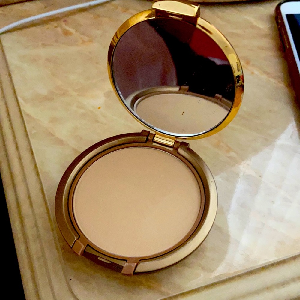 Angel’s eternal face powder